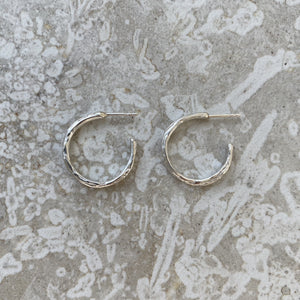 Textured hoop earrings